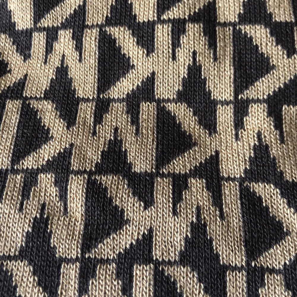 Michael Kors MK Logo Scarf - Picture 4 of 6